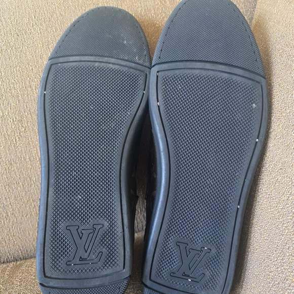 Louis Vuitton Men's Black and Brown Monogram Sneakers Size 7.5/US 8.5